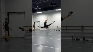 HAVE YOU EVER SEEN SOMEONE FLY LIKE THIS?  #ballet #athlete #strong #power