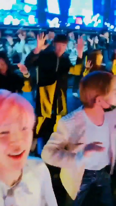 BTS supporting Jhope in HEY MAMA performance 😍😍 #bts #shorts #kpop