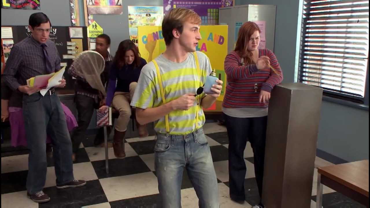 Fred: The Show "Love Potion: Love or Death?" - In this clip from the premiere episode, Fred shares his potent love potion with the entire science class and faces a love or death situation! 