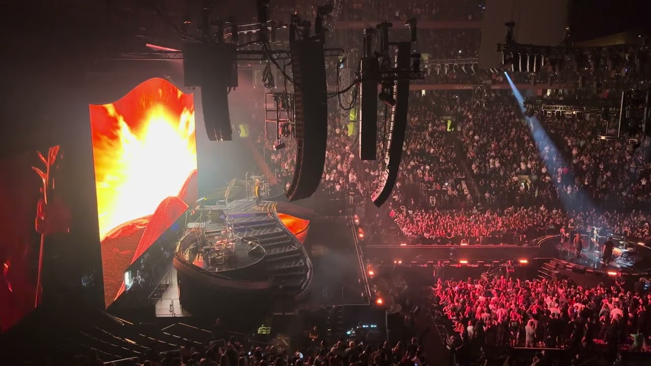 (4K) Dua Lipa - Maria (B-Stage Version) - Madison Square Garden