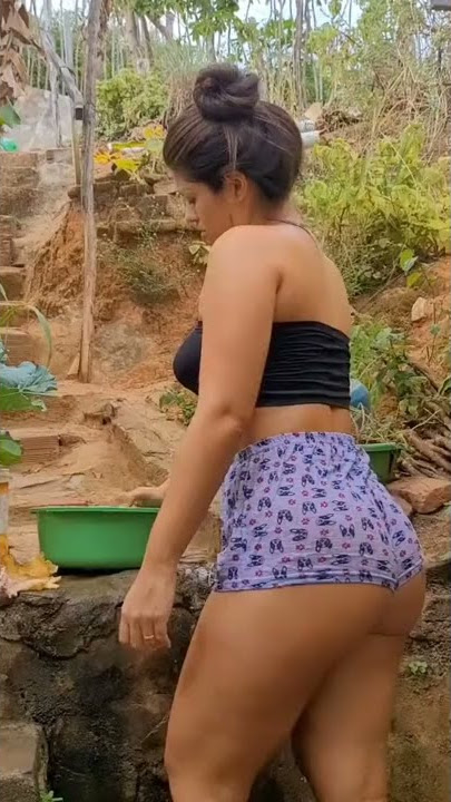 #luanakazaki banhando