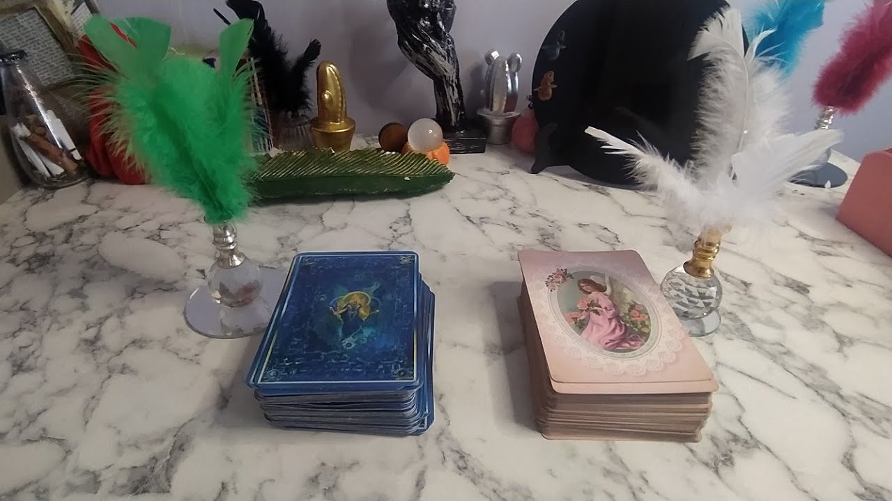 Neden sizi sevmedi/ Neden sizi sevmiyor/ deste seç Tarot