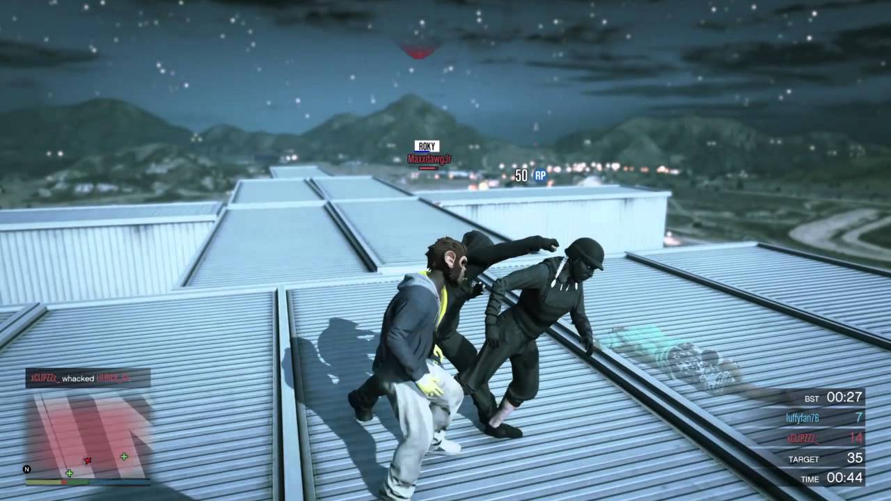 Da emerald spy is making a hate video about me! :)