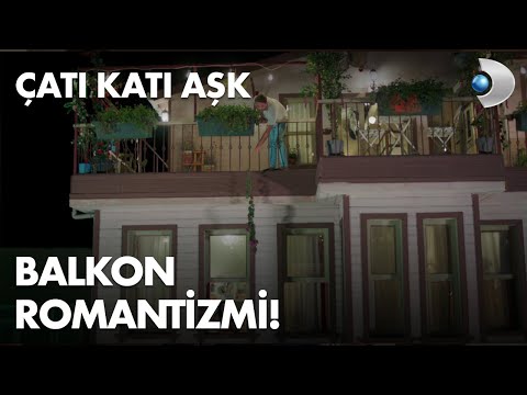Ayşen ve Ateş'in balkon romantizmi! - Çatı Katı Aşk 7. Bölüm