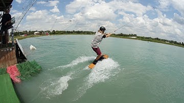 Sitting Dock Start - JB ONeill - Cable Wakeboarding