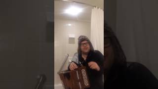 c#/d/g melodeon tim edey plays his piece kent to kintail