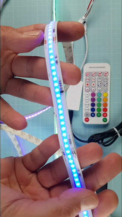 Éclairage LED indirect et non aveuglant de pièces avec les rubans
