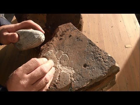 How to make a petroglyph