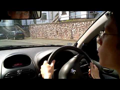 Push Pull Technique  -  Driving School Devon