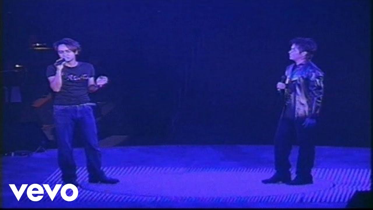 譚詠麟, 李克勤 - 《一生中最愛》(2001 Live) 譚詠麟, 李克勤 - 《一生中最愛》(2001 Live)