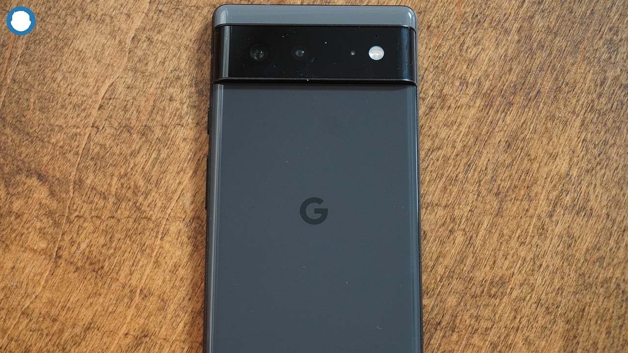 Google Pixel 6 Pro Overheating Issue Caused Heat Burns On Body Of  Smartphone After 10-Minute Call: Report