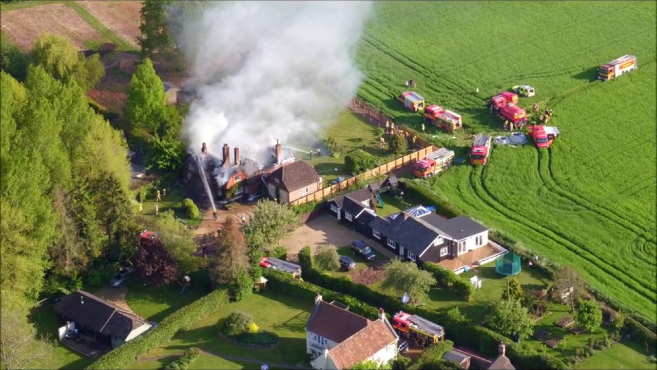 Damerham Thatched Cottage Fire Youtube