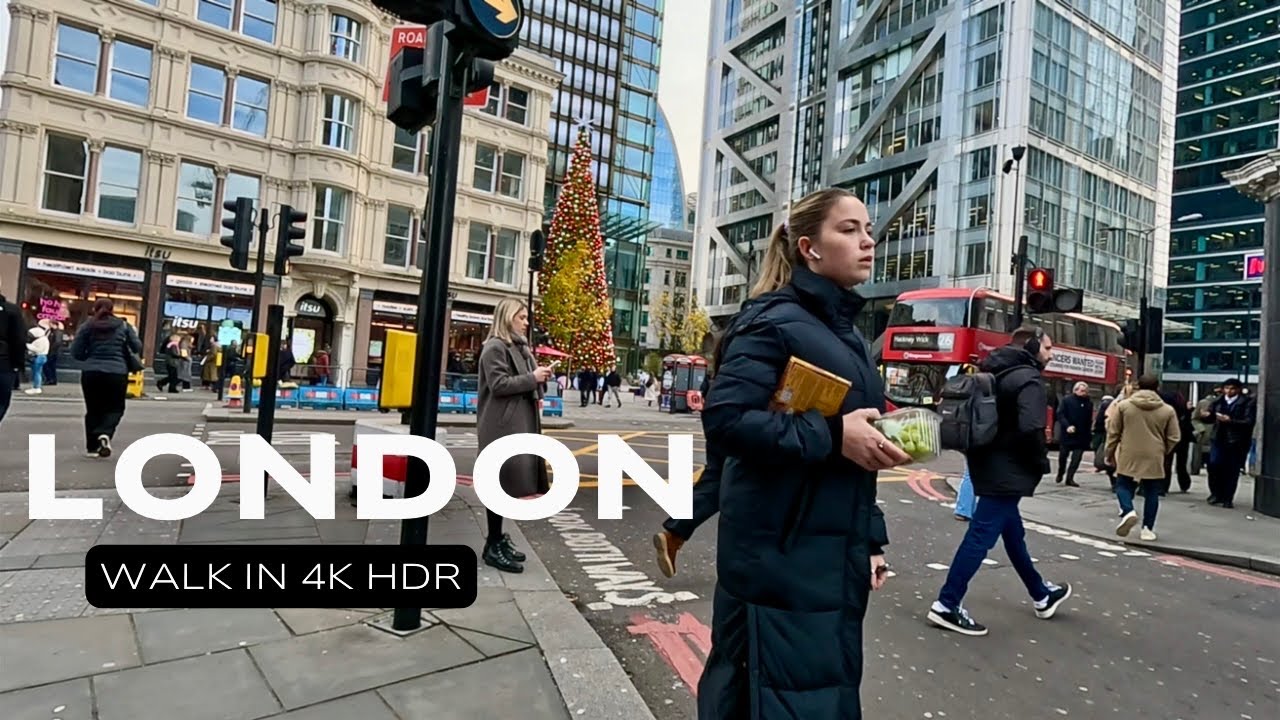 Late November: London Cityscape Walk from Liverpool Street to St Katharine Dock through Tower Hill