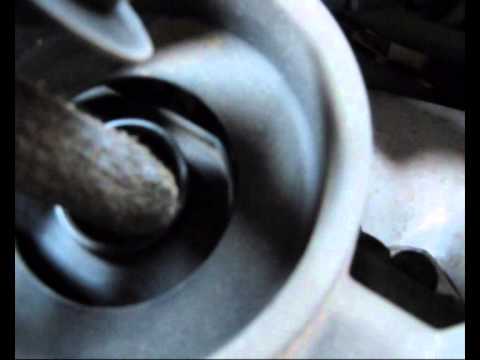 как поменять масло в двигателе Mazda 6