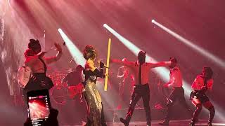 Abranse perras - Gloria trevi en madrid 2023