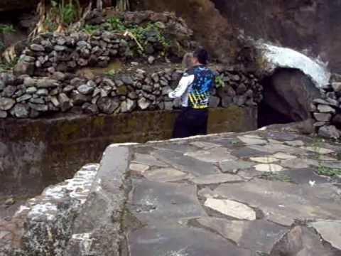 ASCENSO A LA CUEVA DEL SANTUARIO