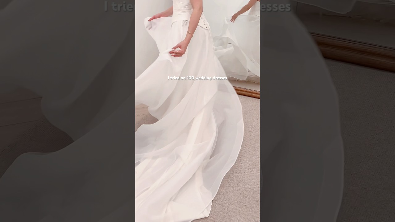 I tried on 100 wedding dresses and this is what I picked 👰🏼💍 