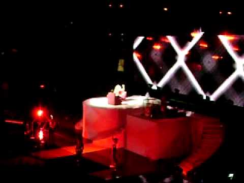 taylor-swift-forever-&-always-live-cleveland-oh-10/3/2009