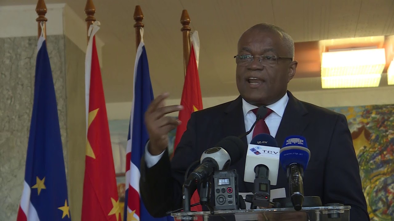 ENTREGA DE CHAVES DA EMBAIXADA DE CHINA AO PRESIDENTE DA ASSEMBLEIA NACIONAL