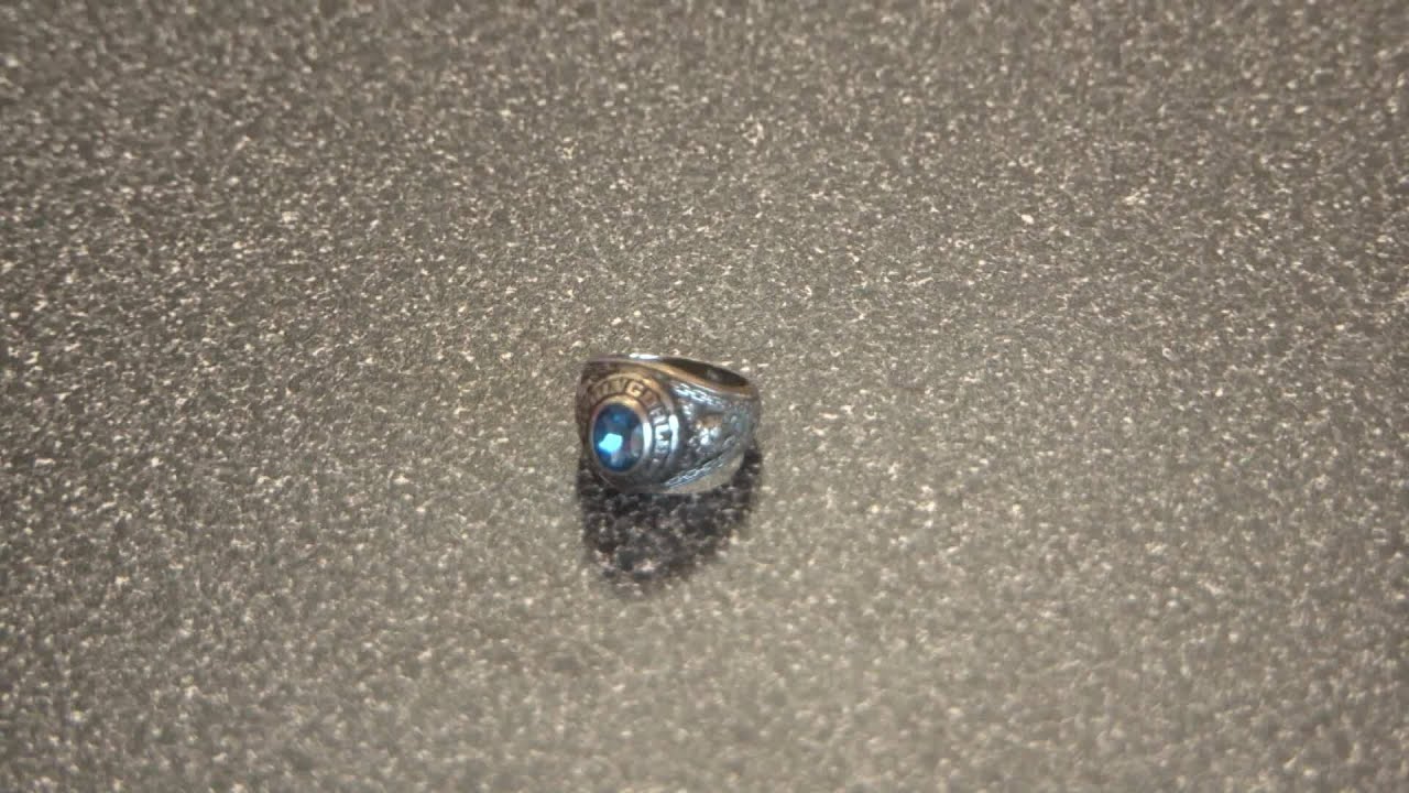 CLASS RING RETURNED TO OWNER AFTER FIVE DECADES - YouTube