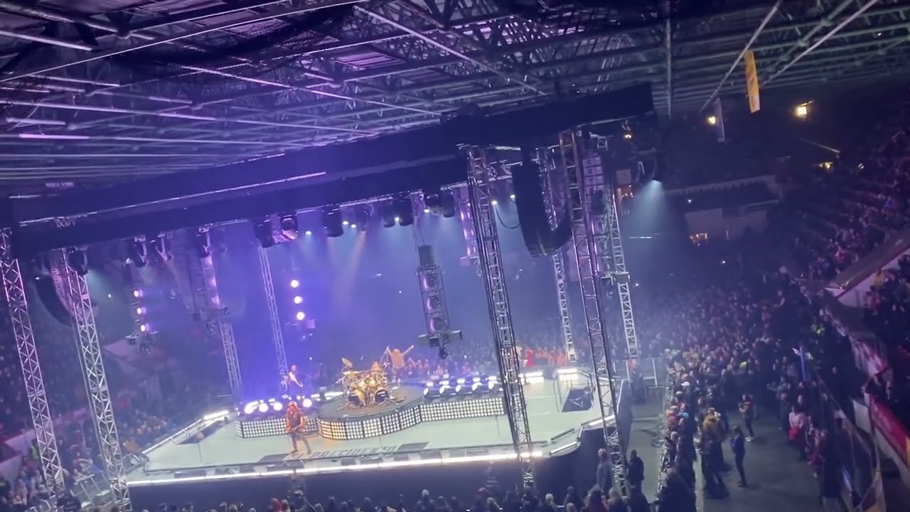 KABÁT - EL PRESIDENTO & Bruce Willis (Olomouc 19.11.2022)