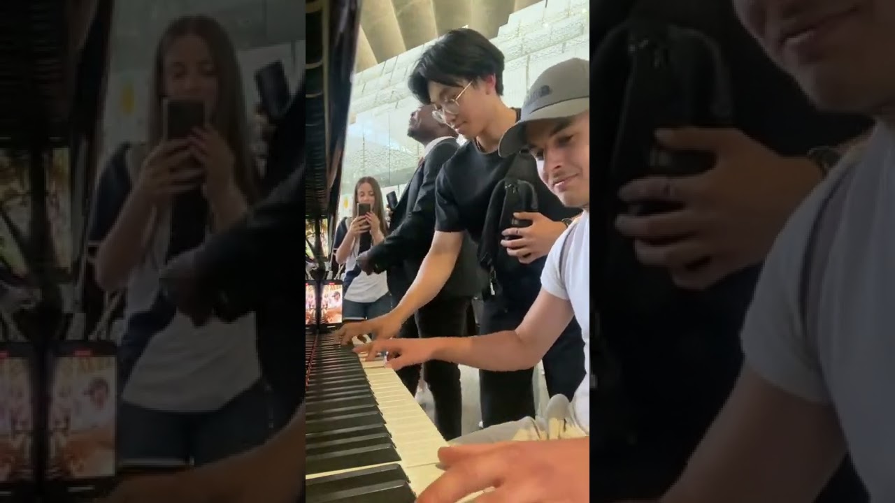 Guarda Unexpected trio 😂🔥 su YouTube Guarda Unexpected trio 😂🔥 su YouTube