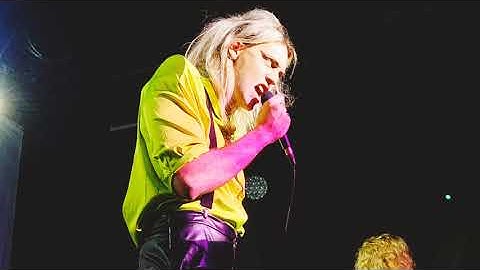 UNI and The Urchins DOLL PARTS Live HOLE Cover 03-03-2023 Elsewhere Brooklyn NYC *Front Pit* 4K