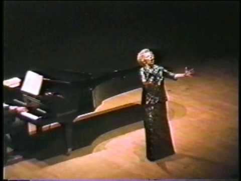 Magda Olivero-  encores (private video)