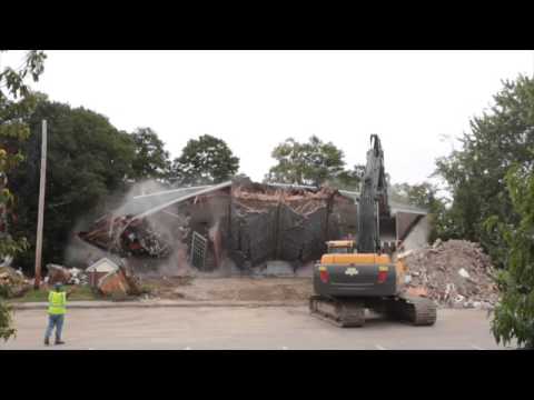 Demolition of the Hanson School in Buxton