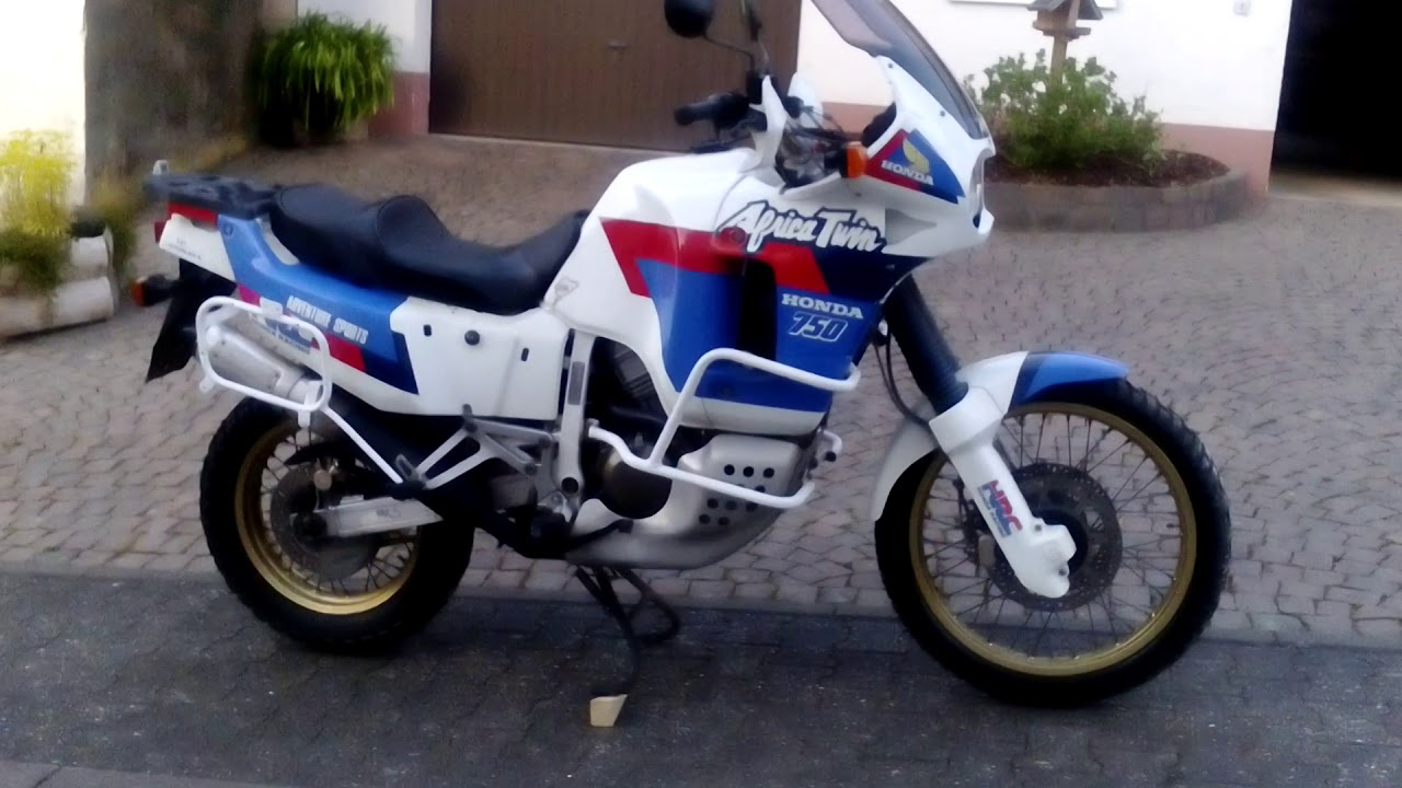 Honda XRV750 Africa Twin RD04 6May20 