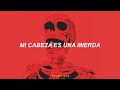 el ritmo de esta canción es movida, pero la letra es re turbia 💀