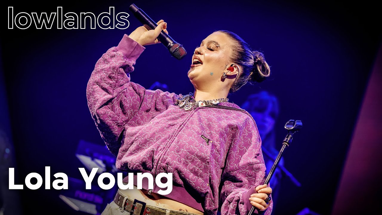 Lola Young - Not Like That Anymore (live at Lowlands 2025)