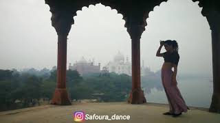 رقص هندی با آهنگ دیلبر با منظره تاج محل، Dance with dilbar music in front of Taj mahal