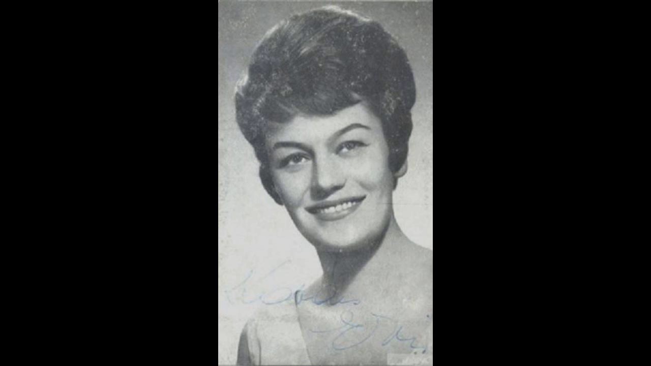 Regardez Ha most az egyszer visszajönnél - Kovács Erzsi - 1958 sur YouTube