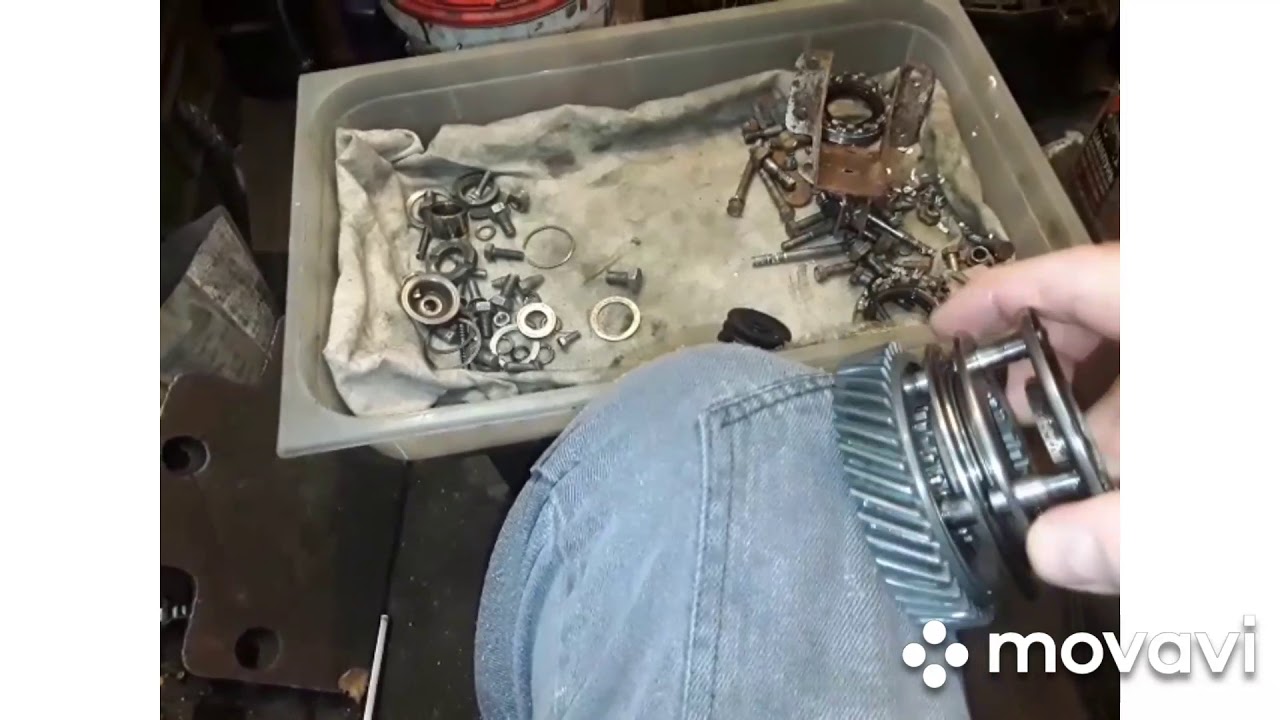 Сборка кпп м-2141 в Питер . 2 серия. - YouTube