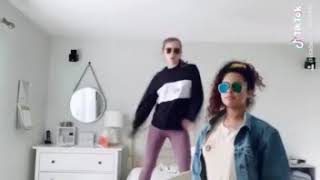 BILLIE EILISH CARPOOL KARAOKE/ MUKBANG screenshot 5