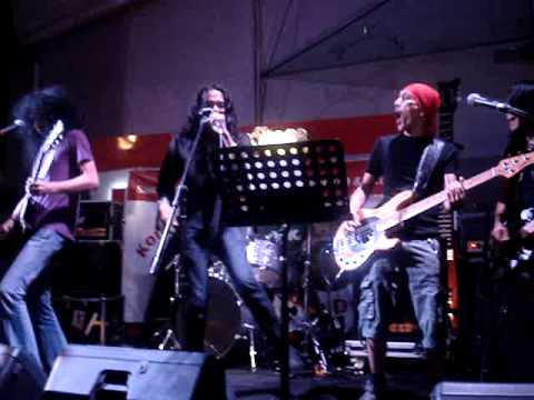 AIRS with Zian Zigaz - Sahabat Jadi Cinta @ Vote Komodo Concert ( Nov ) @ Rolling Stone Cafe