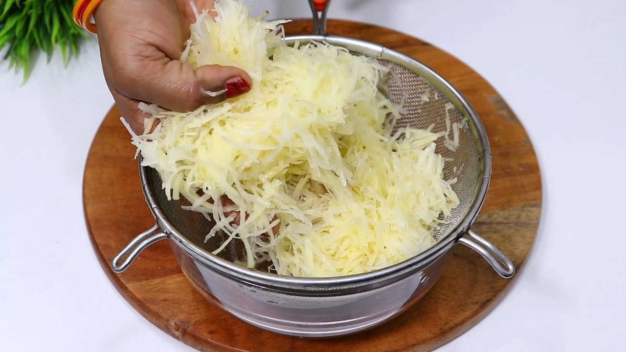 कच्चे आलू की सब्जी ऐसे बनाएंगे तो चिकन मटन और पनीर भी भुल जाएंगे । @kokilaskitchen6379 