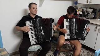 Madrecita Maria del Carmen - Duo Acordeones chords