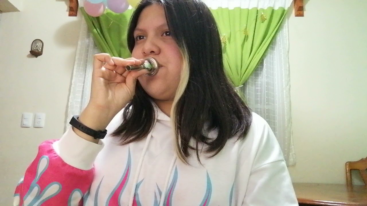 James Thompson - Buzzing Book 7 Frida B.