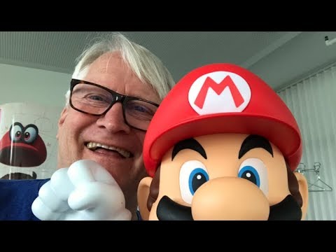 mario voice actor at con mario voice actor at con