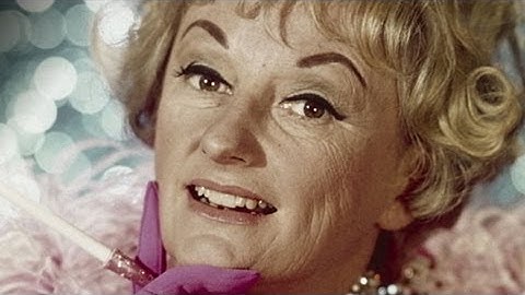 Phyllis Diller Dead at 95: Queen of Comedy