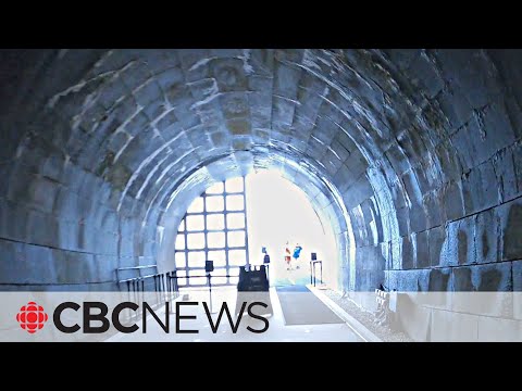 117-year-old tunnel that leads to view of niagara falls is open to visitors