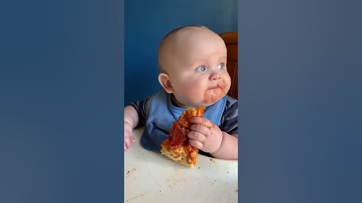 اجمل 😄طفل 😊ياكل بيتزا🍕
