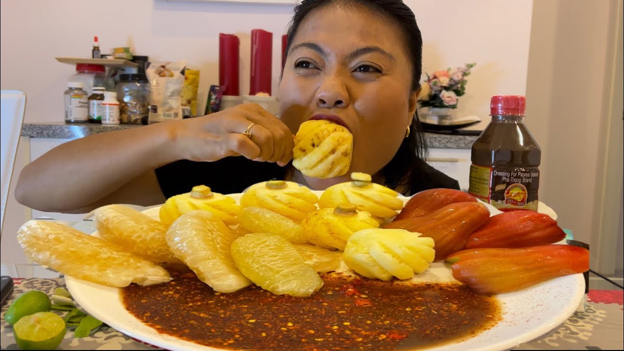 Fruit mukbang pineapple pomelo rose apple with thai Plara sauce