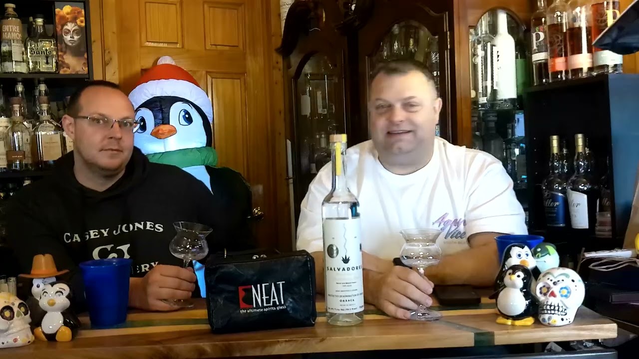 Обзор напитка Salvadores Elote Mezcal Merry Christmas