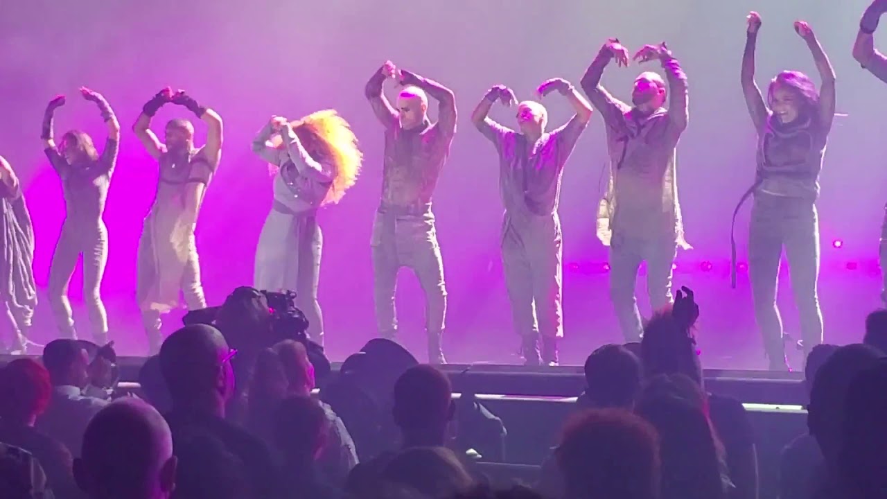 Janet Jackson  (The Best Things In Life are Free)