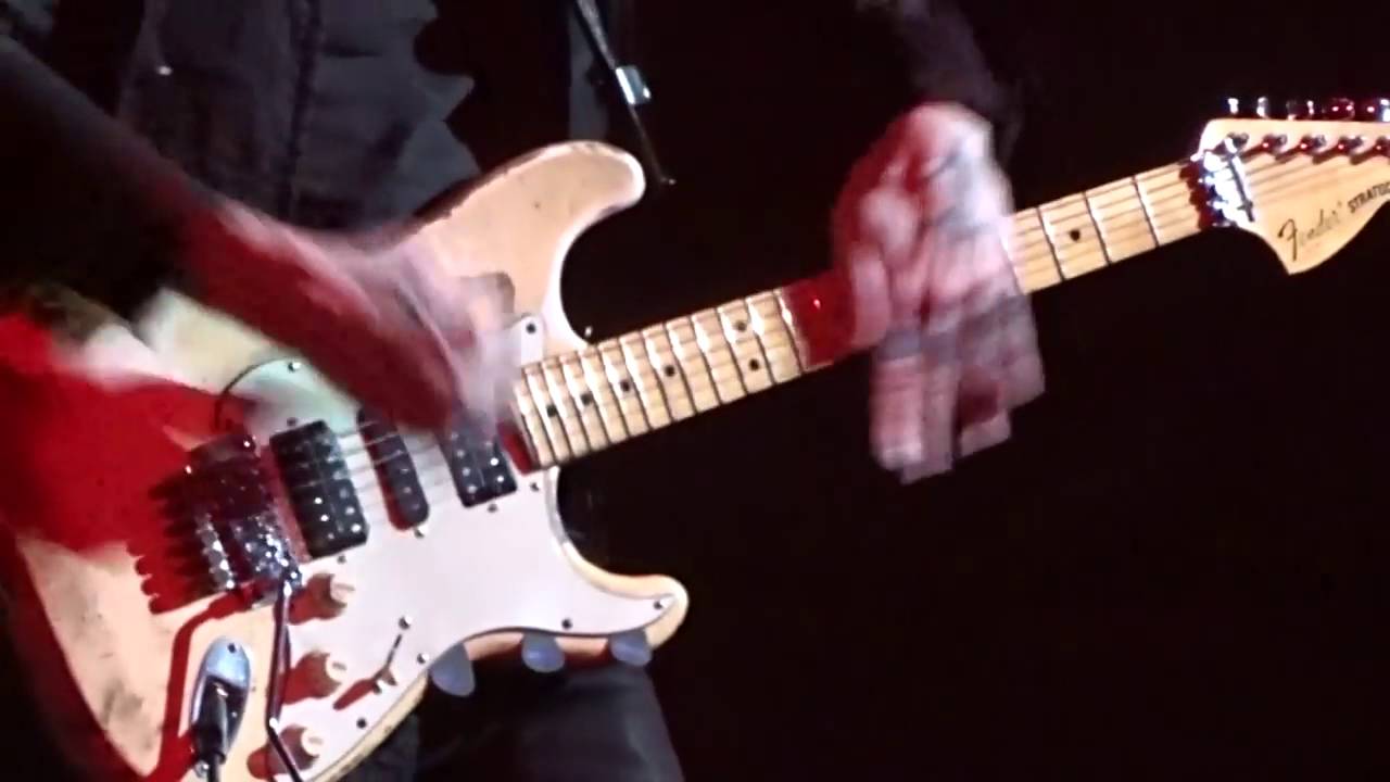 Motley Crue Mick Mars guitar solo The Very Last Performance 12 31 2015