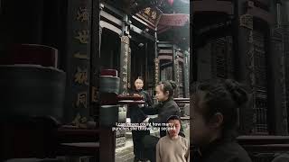 This Wing Chun girl's hands are an absolute blur  I can't even count how many punches she throws