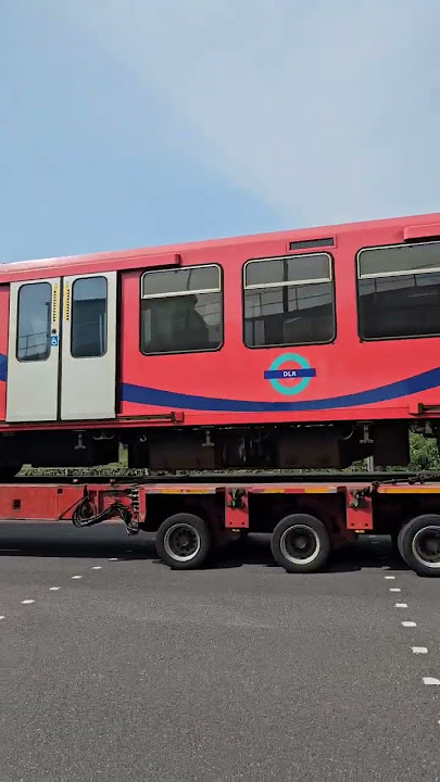 DLR train 31 going to scrap 😥 #train #dlr #sad #shorts #short